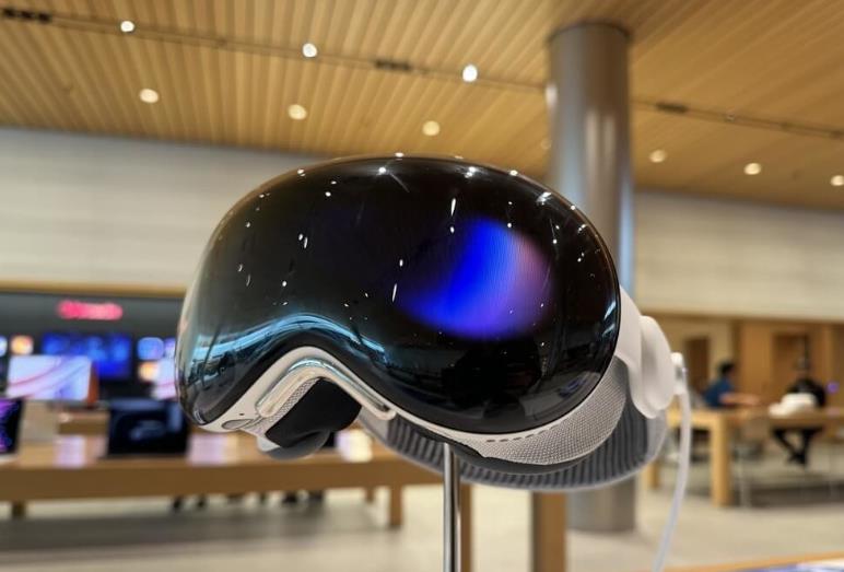 蘋果加速研發輕量版Vision Pro 企業級頭顯專攻超低延遲